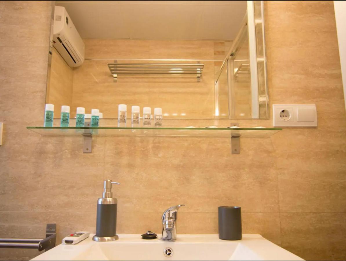 Holidays2Malaga Comfort Center Luaran gambar